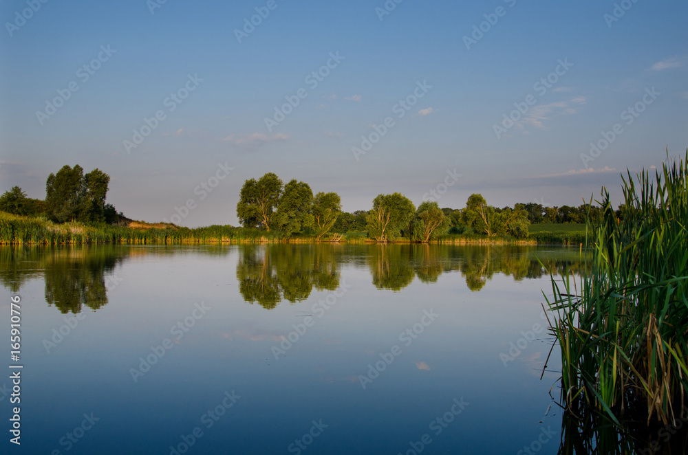 Fototapeta premium Beautiful little lake