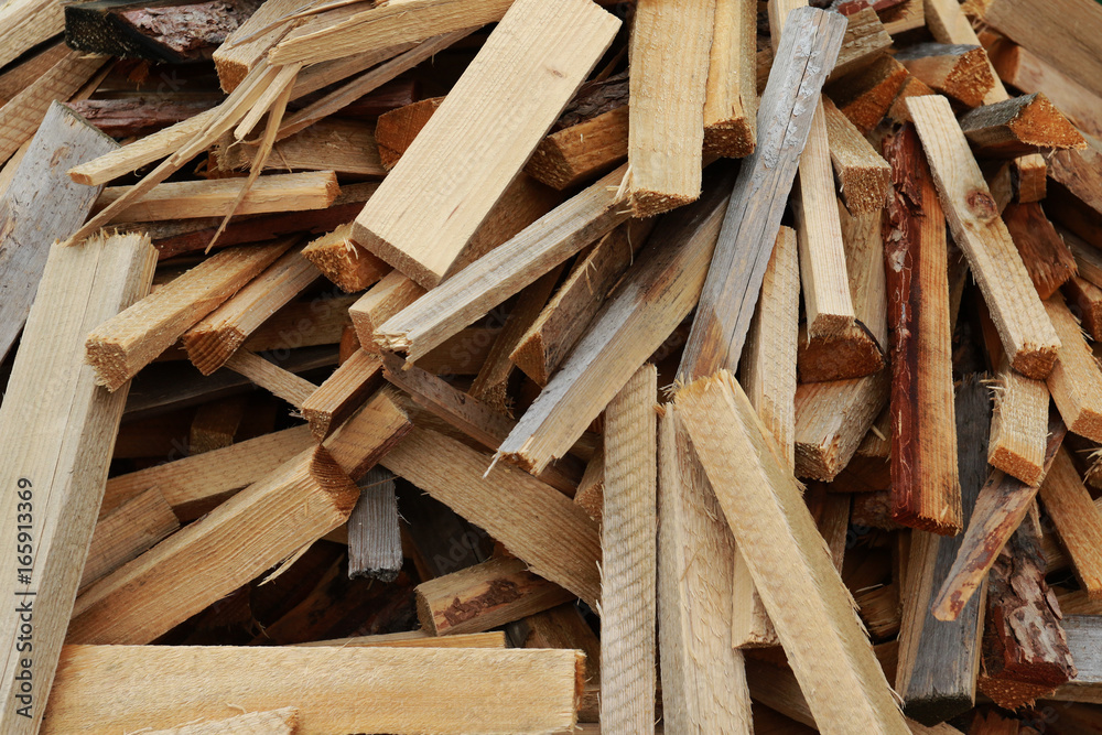 Brennmaterial, Anzündholz zum Feuermachen Brennmaterial, Anzündholz zum Feuermachen
