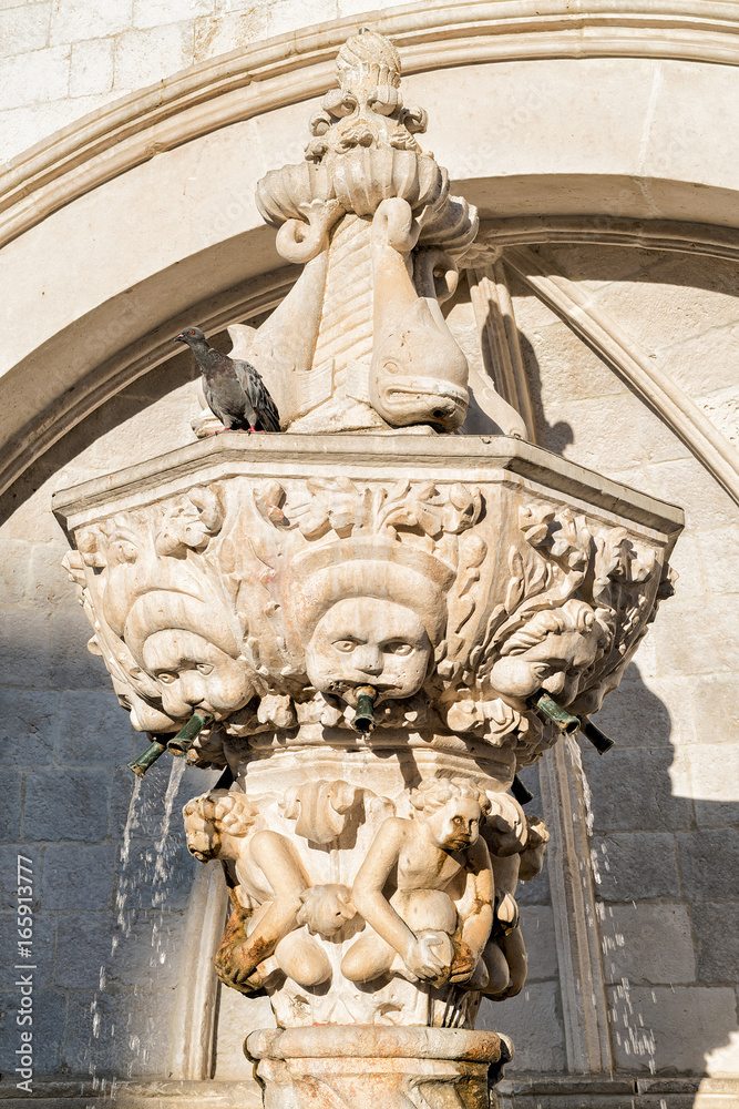 Obraz premium Small Onofrio fountain at Old town Dubrovnik