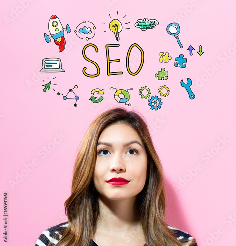 SEO text with young woman on a pink background