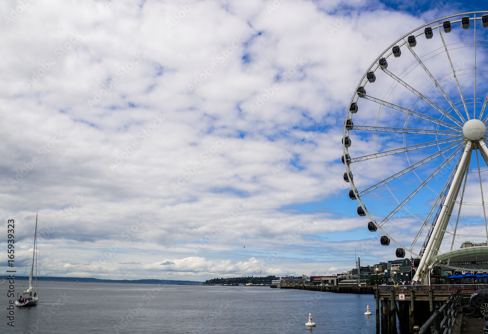 Ferris wheel on Seattle waterfront