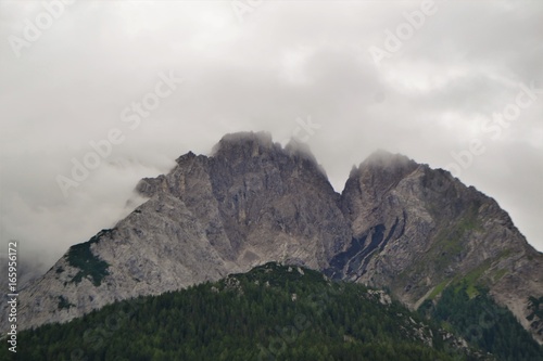 Berge in den Alpen © Leon