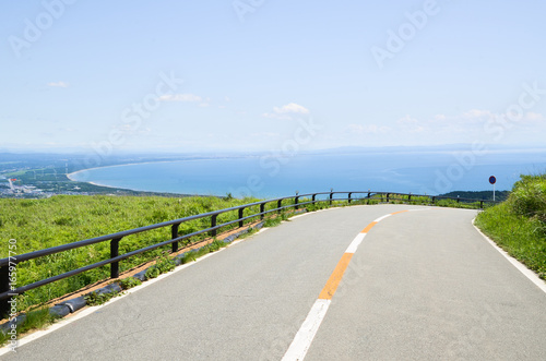 男鹿半島　寒風山道路と日本海の海岸線（秋田）