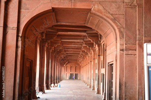 Fatehpur Sikri corridor arch view