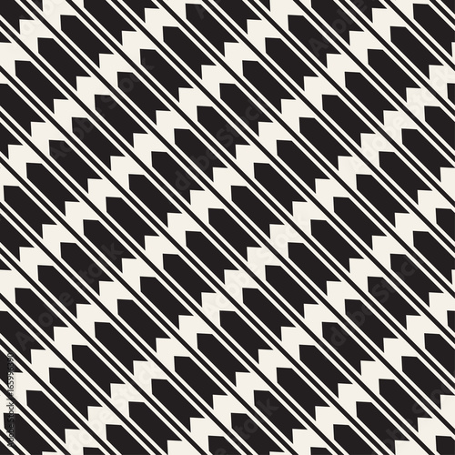 Vector seamless zigzag line pattern. Abstract geometric background. Repeating monochrome lattice background © Samolevsky
