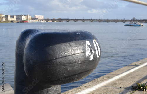 Bitte d'amarrage mooring bollard photo