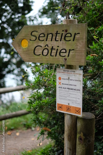 Obraz na płótnie Sentier côtier w salonie