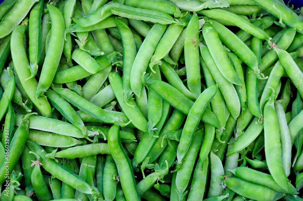 Green peas in pods