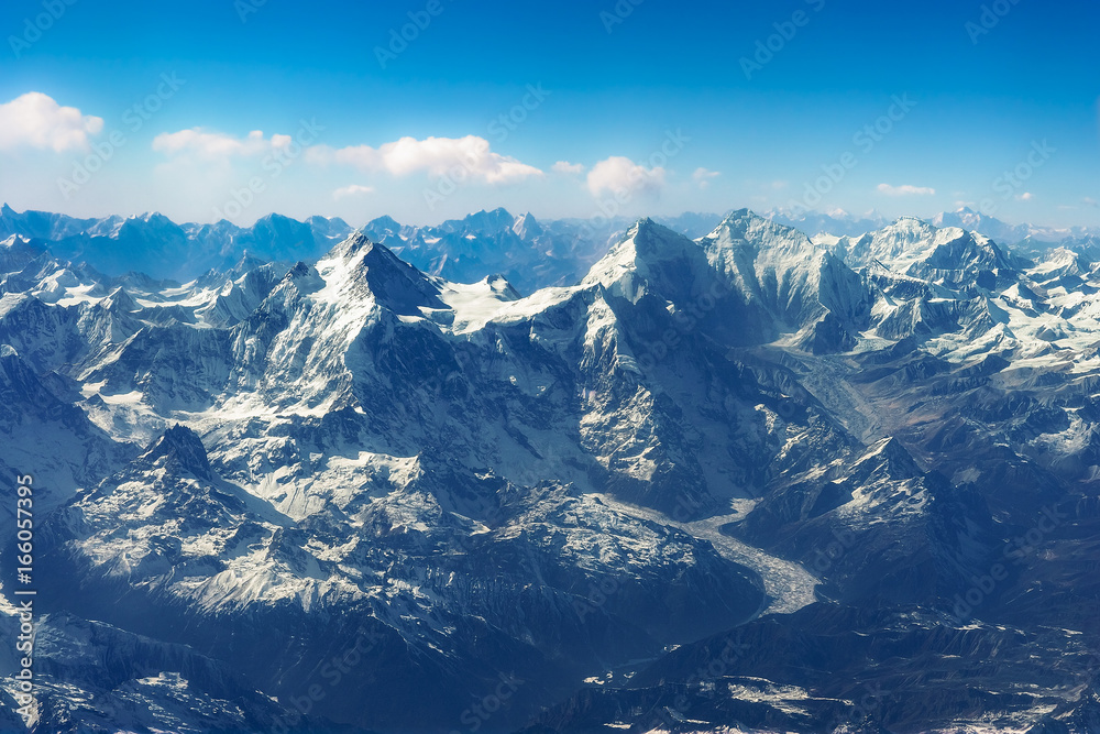 ヒマラヤ山脈 マナスル 空撮 Stock 写真 | Adobe Stock