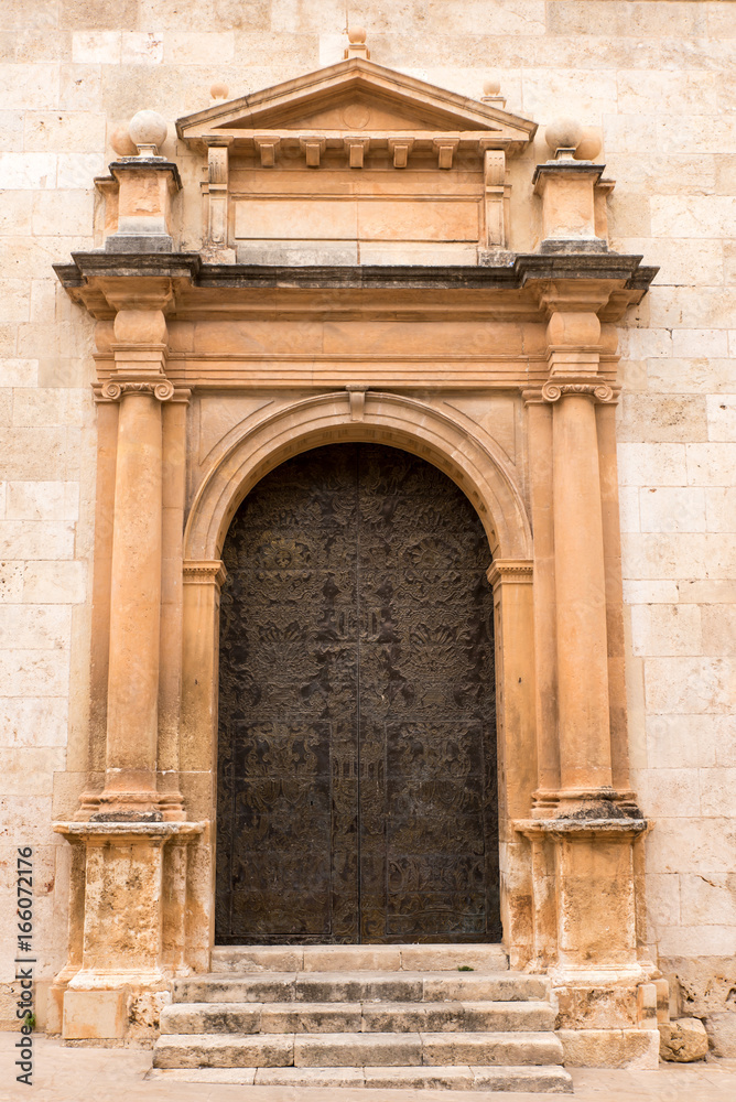 Engangsportal Kirche in Xativa