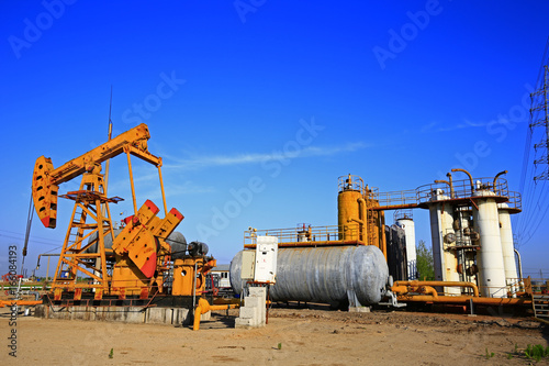 Pipeline valves and industrial equipment