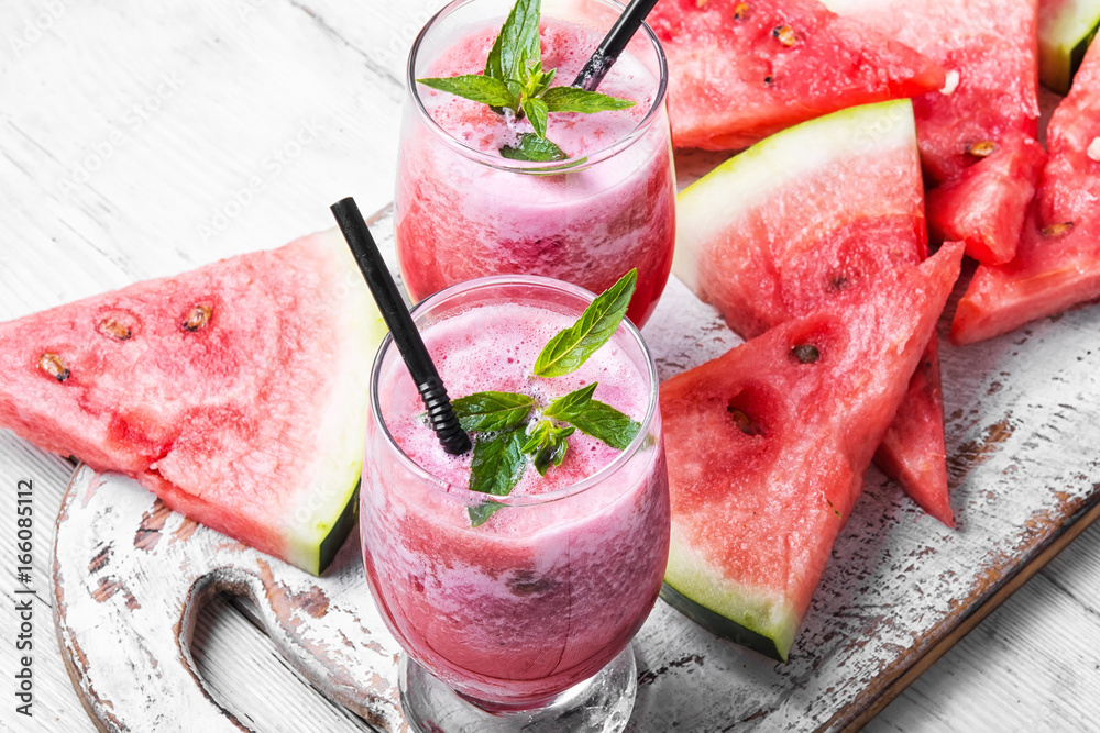 Smoothies with watermelon Smoothies with watermelon