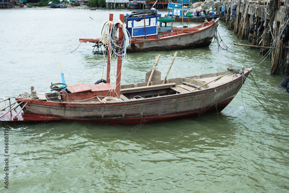 タイ　チョンブリ　バンセン 港の風景