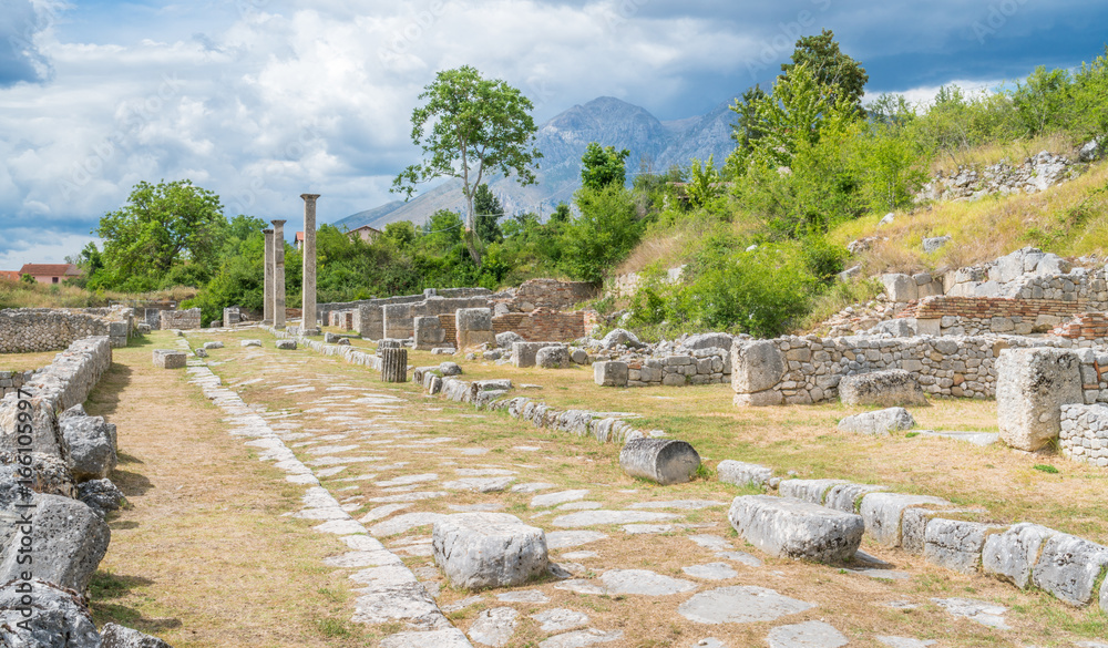 Alba Fucens, ancient Italic town at the foot of the Monte Velino, north of Avezzano, Abruzzo, central Italy.