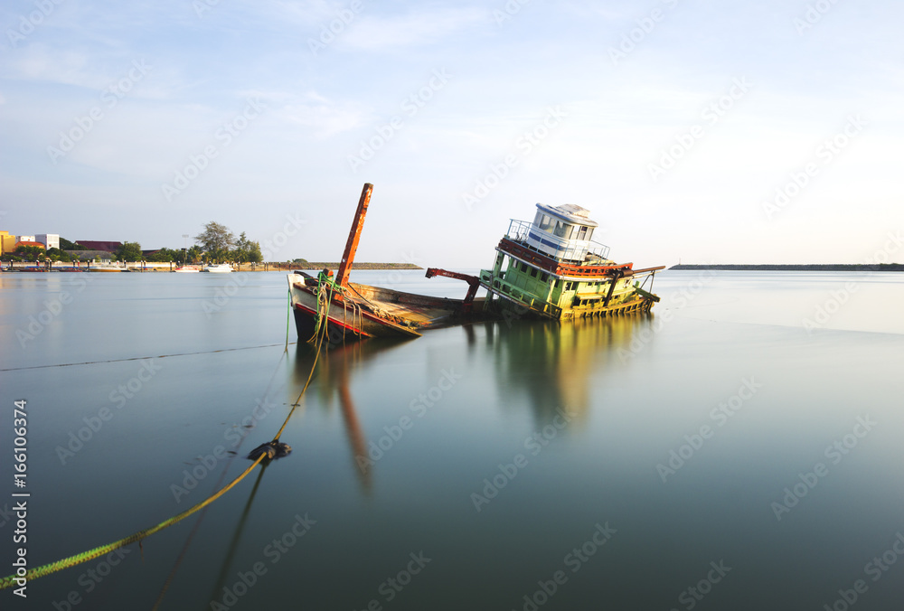 Wooden fishing boat which is normally used by the fisherman to perform their daily job.