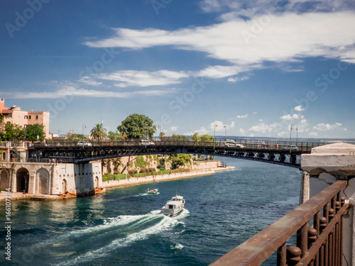 Canvas Print the taranto bridge on the taranto canalboat