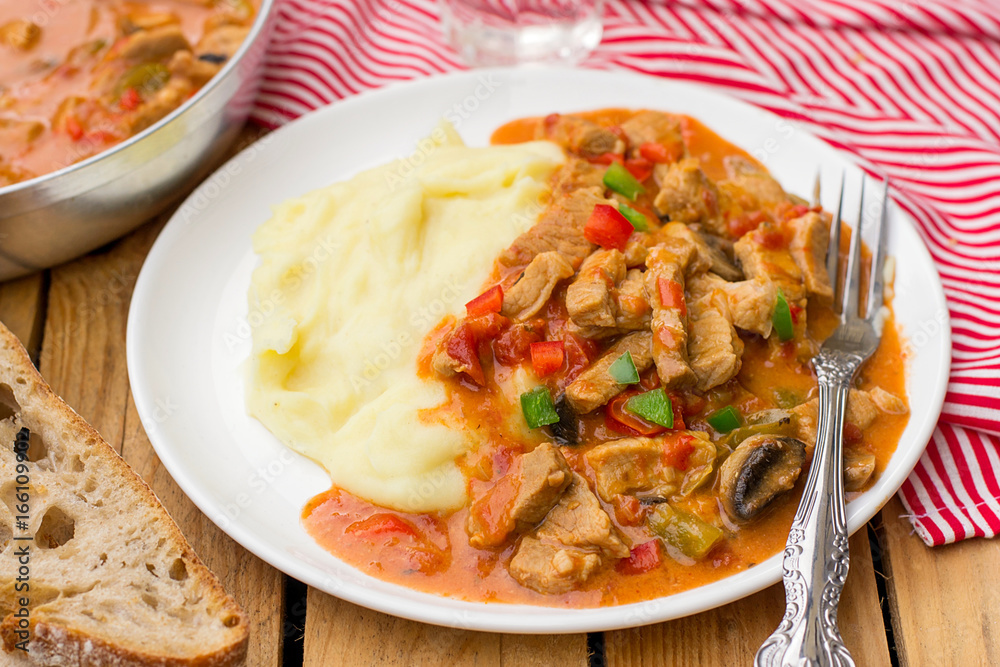 Hungarian meat stew Porkolt with veal and sweet pepper Hungarian meat stew Porkolt with veal and sweet pepper