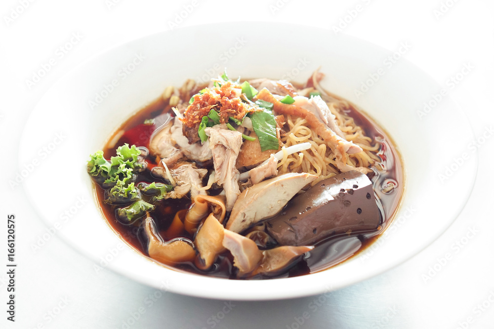 Noodle soup stewed duck put the blood and animal offal.