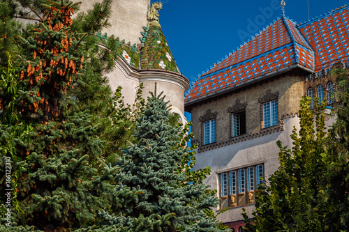 Foto Telephoto shot of the Culture Palace in Targu Mures, Romania
