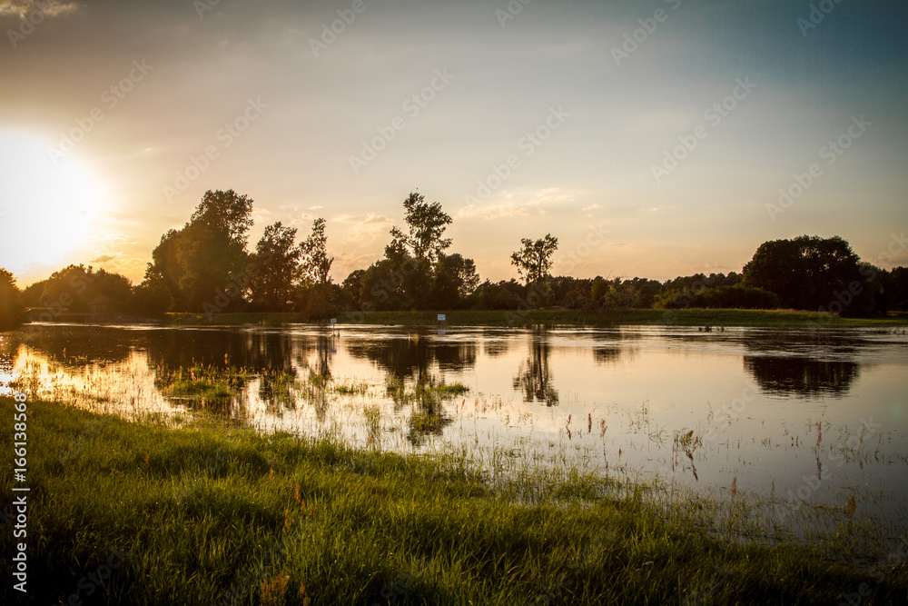 Fototapeta premium Hochwasser 2017 Sommer