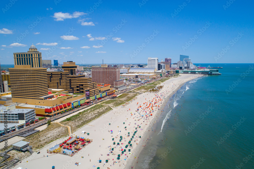 Aerial image Atlantic City NJ and pier - obrazy, fototapety, plakaty 