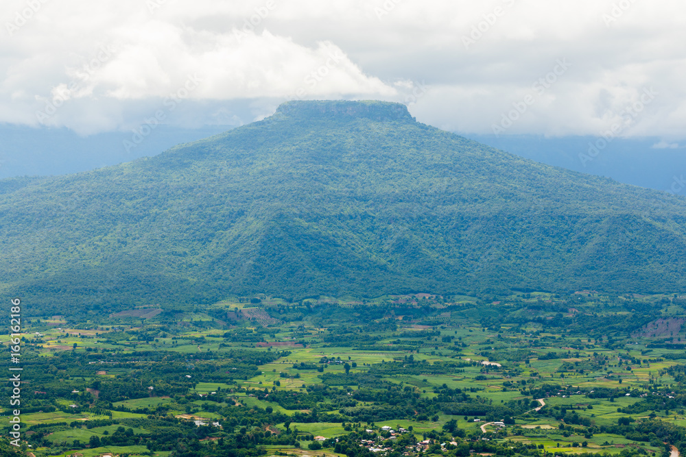 Fototapeta premium Beautiful landscape mountain