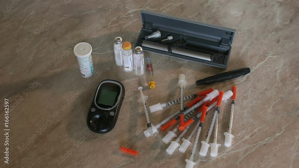 Set diabetic insulin, insulin syringe, insulin syringe