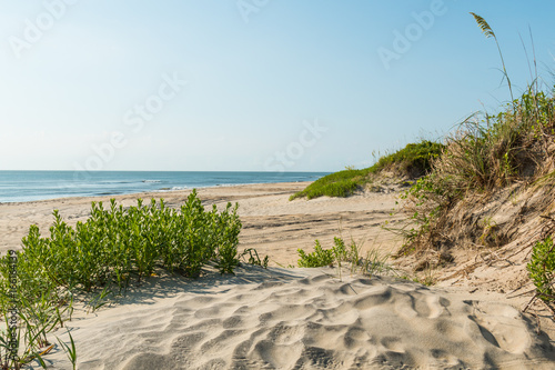 Fotografie Coquina Beach on the Outer Banks in North Carolina at Cape Hatteras National Seashore