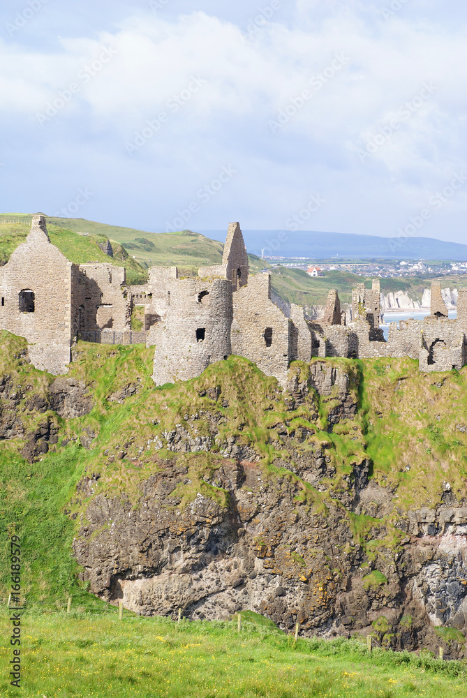 Obraz premium Dunluce Castle - Nordirland