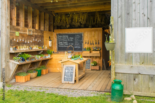  Farmers Market stand