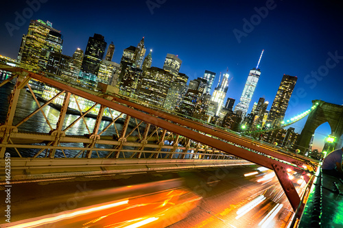 Skyline New York vista dal Brooklyn Bridge