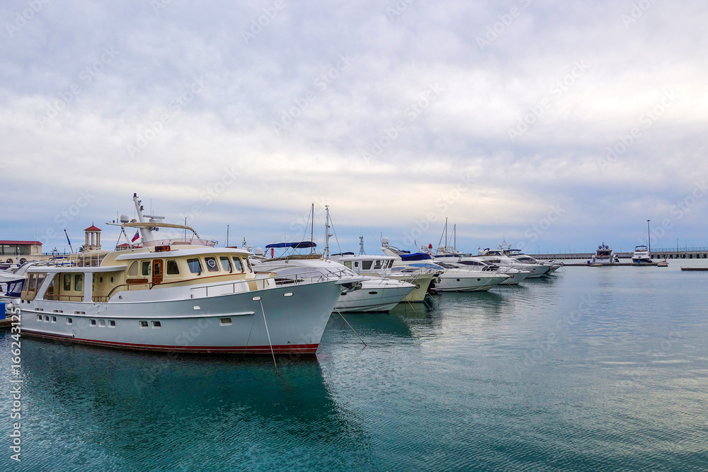 Fototapeta premium Yachts in port