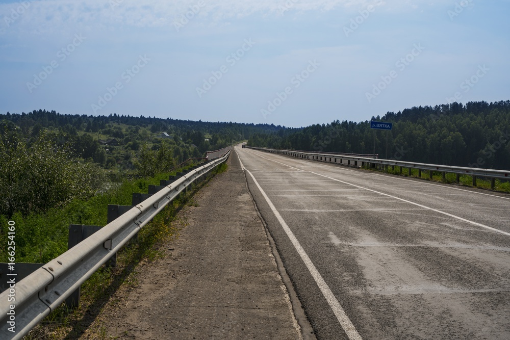 Entrance to the bridge over the river Vyatka Entrance to the bridge over the river Vyatka