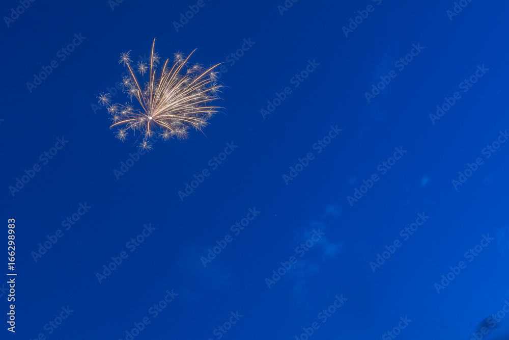 Fototapeta premium Feuerwerk am Himmel