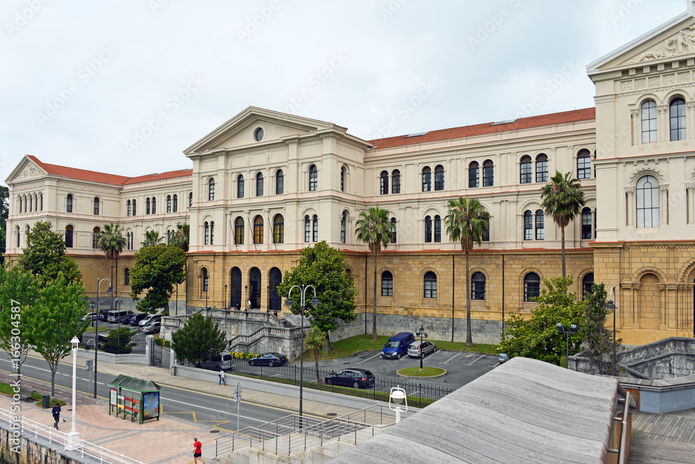 alte Universität Deusto in Bilbao