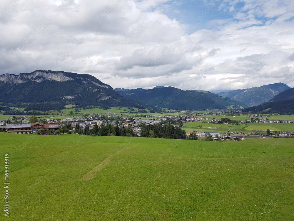 St. Johann, Ort, Urlaubsort, Kitzbueheler Alpen