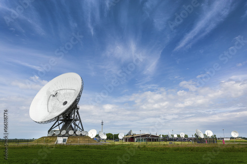 Large parabolic satellite station for interception of telecommunication photo