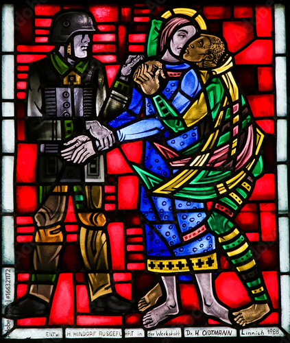 Stained Glass in Worms - Judas kissing Jesus