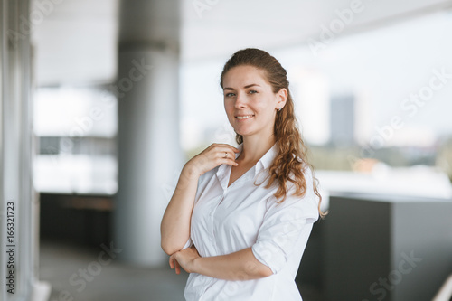 Portrait of business girl Free Download Portrait of business girl - GFXLoad