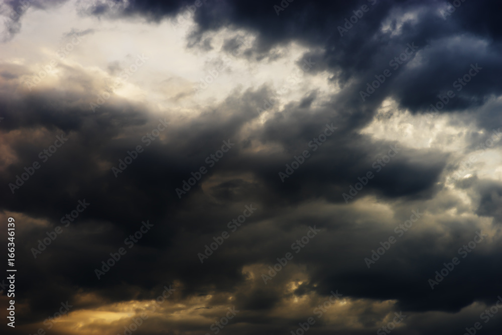 Horizontal dramatic cloudscape background