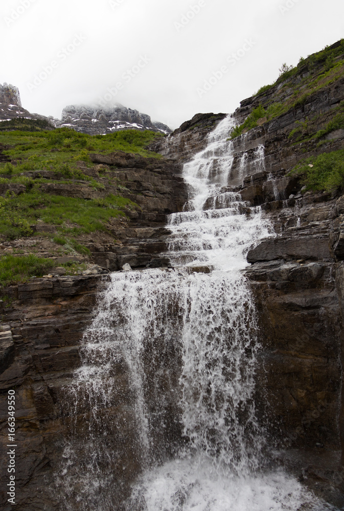 Fototapeta premium Cascading Waterfall