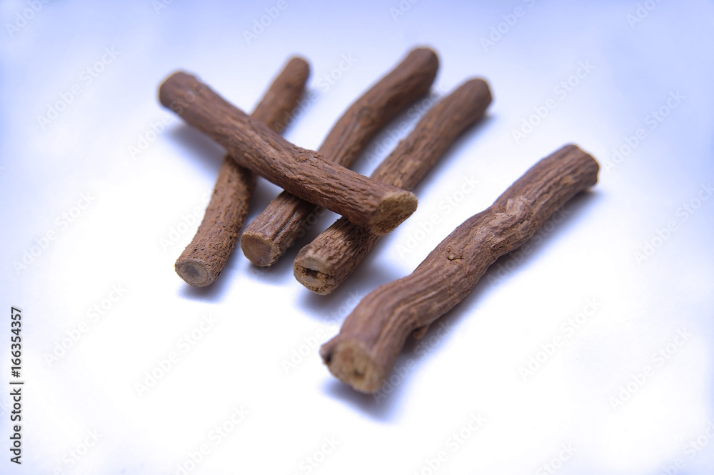 Raíz de rama tronco de regaliz comestible foto de Stock | Adobe Stock