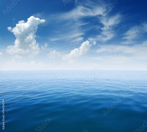 Blue sea water surface © Alekss
