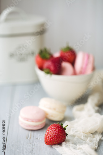 Macarons with strawberries