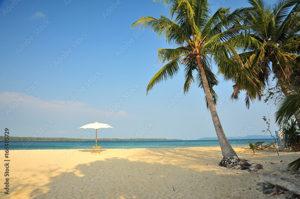 White Sand Beach on Tropical Islands