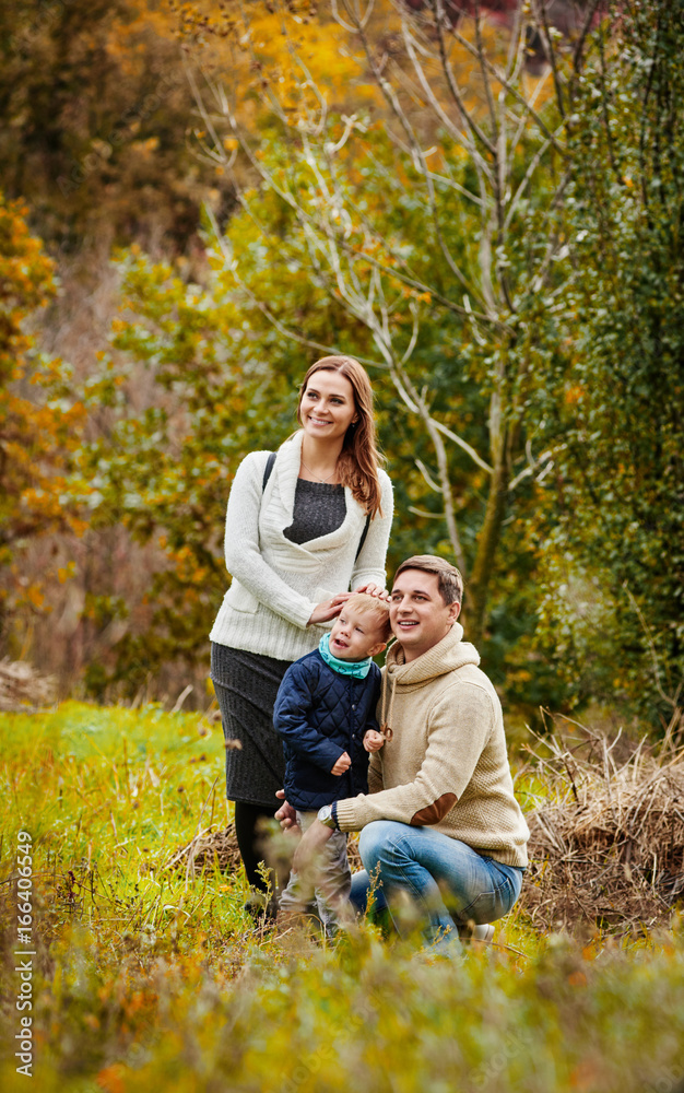 Fototapeta premium portrait Happy family in forest