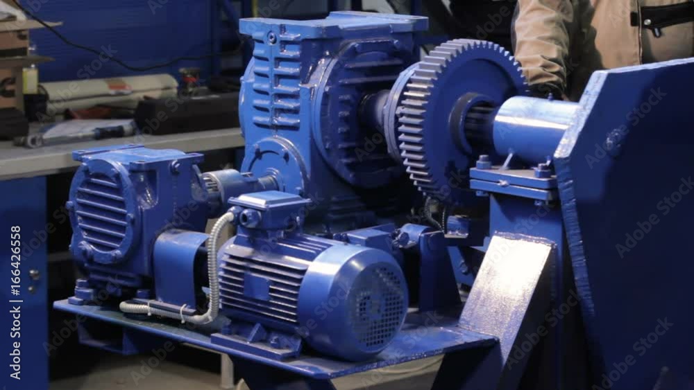 electric actuator works. gearbox works. electro motor drives gearbox