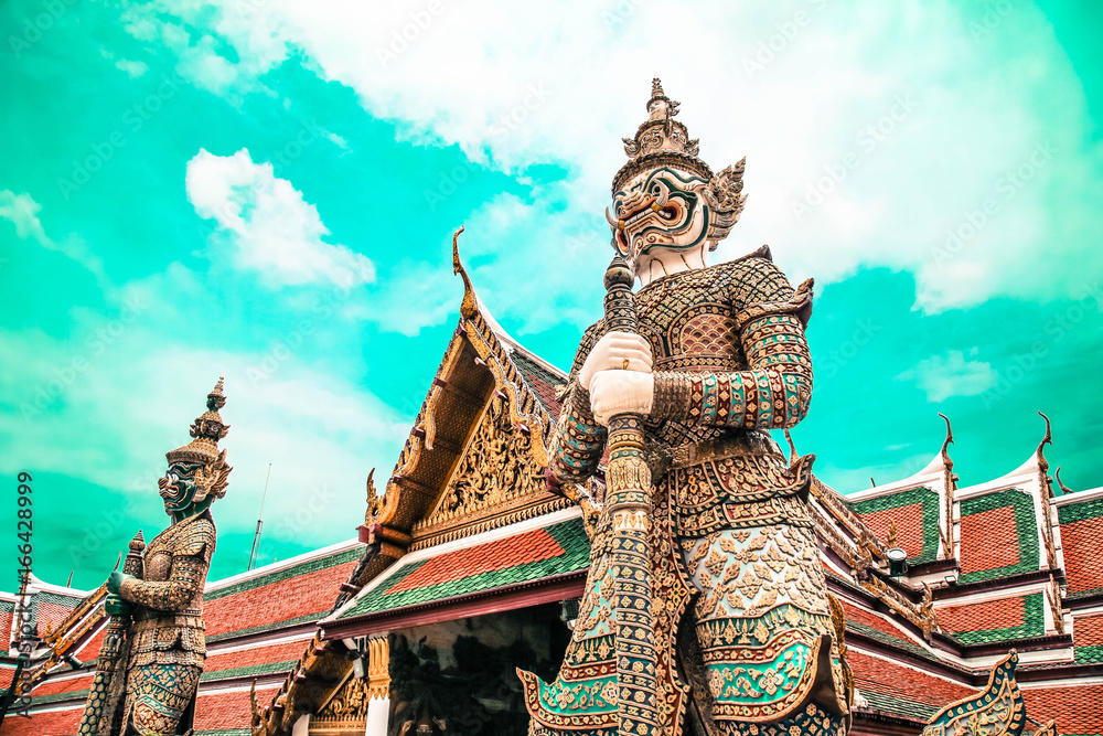 Fototapeta premium temple in thailand
