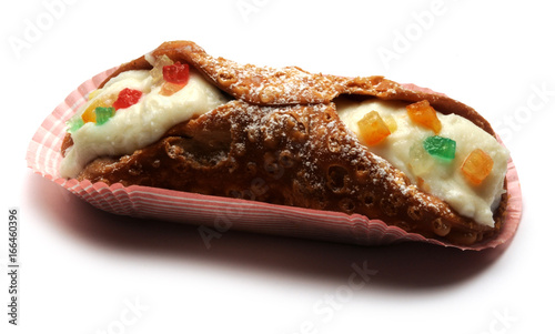 Cannolu Cannolo siciliano カンノーロ Канноли Կանոլի קנולי Cannoli 카놀리 奶油甜馅煎饼卷 كانولي 