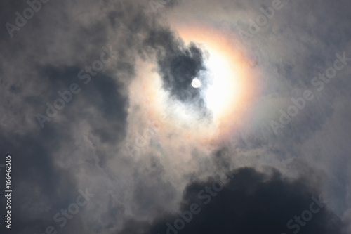 空想 雲のモンスター 太陽が目 雲から透けて見える太陽 縁起が良い 不思議 神秘的 神々しい 御加護 出現する 眼光 誕生するなどのイメージ Stock 写真 Adobe Stock 空想 雲のモンスター 太陽が目 雲から透けて見える太陽 縁起が良い 不思議 神秘的 神々しい 御加護 出現する 眼光 誕生するなどのイメージ Stock 写真 Adobe Stock